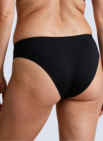 Seamless Mid-Waist Brief